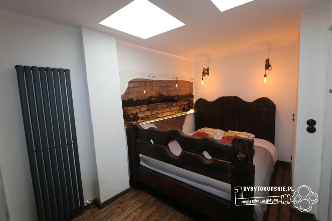 Ferienwohnung Gotyk Na Dotyk Z Tarasem Na Dachu Thorn Exterior foto