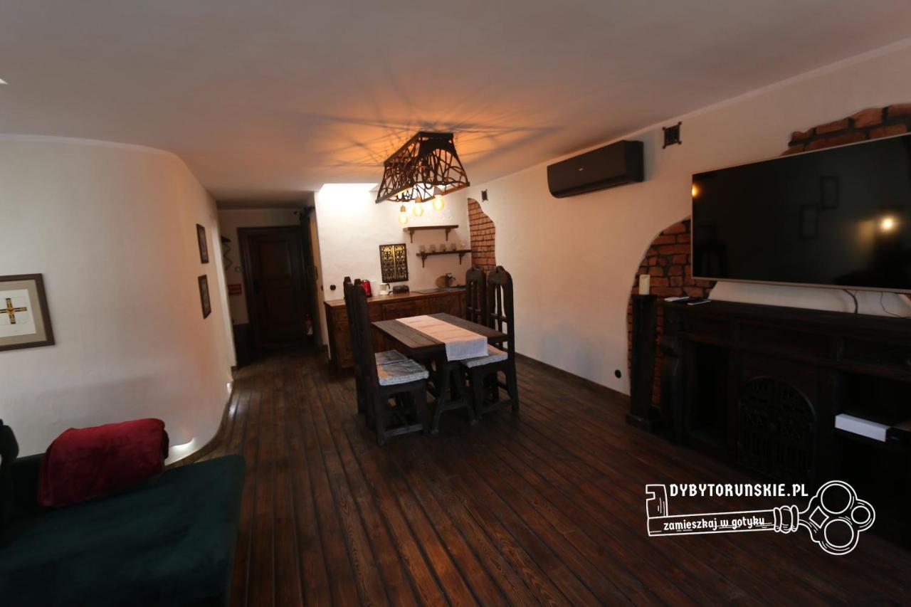 Ferienwohnung Gotyk Na Dotyk Z Tarasem Na Dachu Thorn Exterior foto
