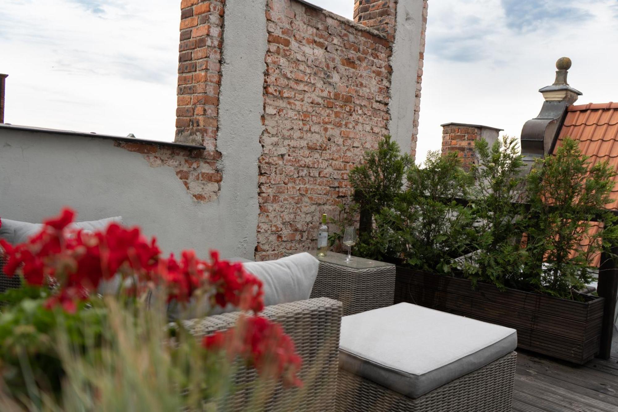 Ferienwohnung Gotyk Na Dotyk Z Tarasem Na Dachu Thorn Exterior foto